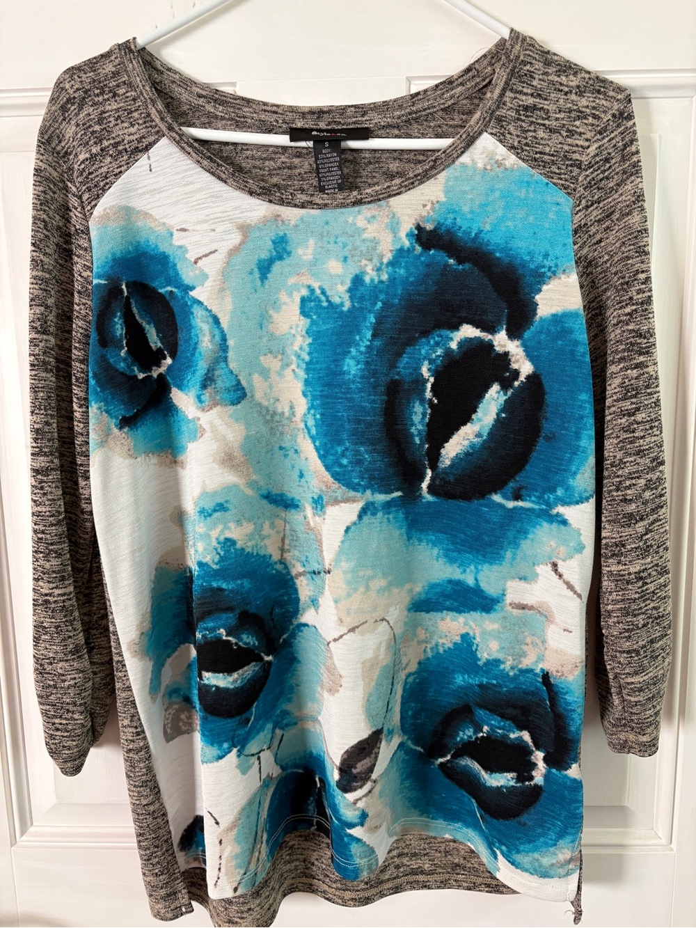 Women's Blue Floral Raglan Sleeve Top